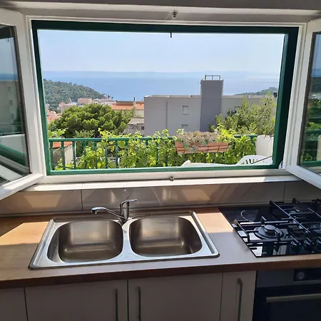 Vinea Makarska