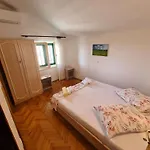 Vinea * Makarská